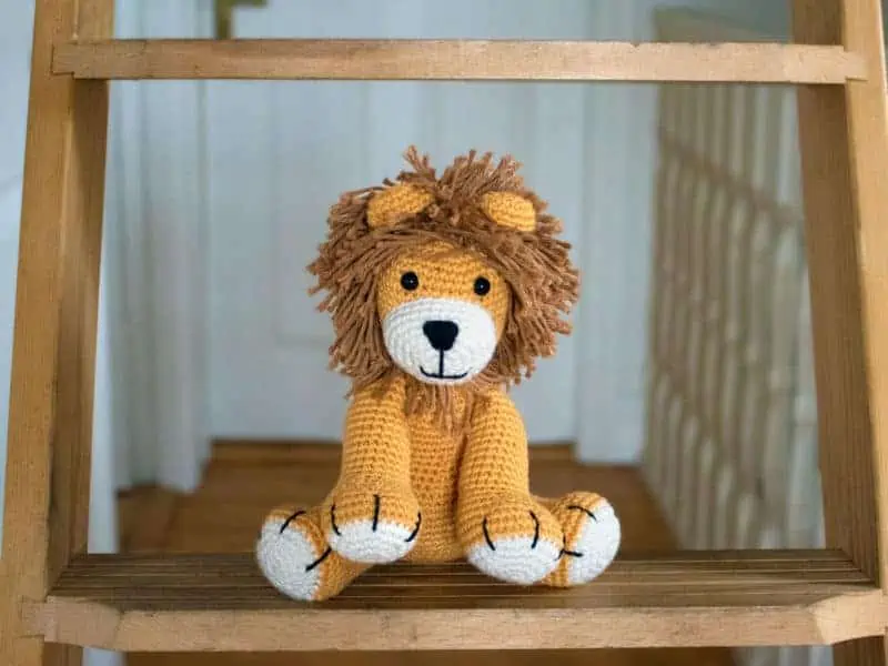 Crochet lion pattern